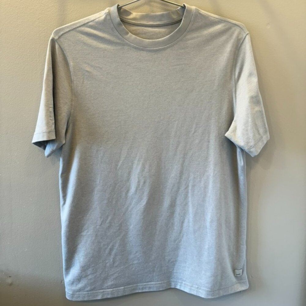 Vuori Short Sleeve Ponto Performance Tee Color Suede Heather Size Small